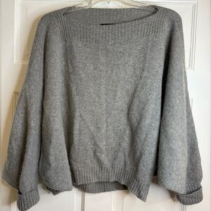 Lafayette 148 New York 100% Cashmere Sweater